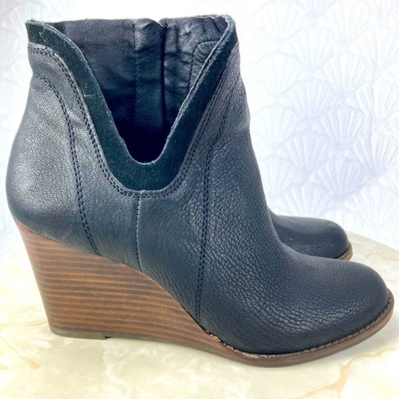 Lucky Brand Yenata Black Leather Wedge Booties (size 8.5) - Picture 1 of 12